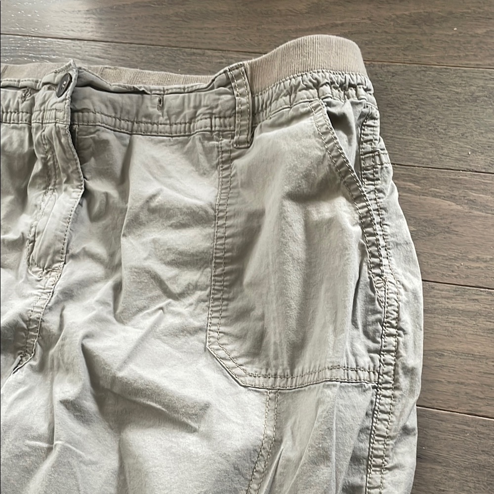 George Light Gray Capri Cargo Pants Elastic Waist Womens 14 - Picture 9 of 14